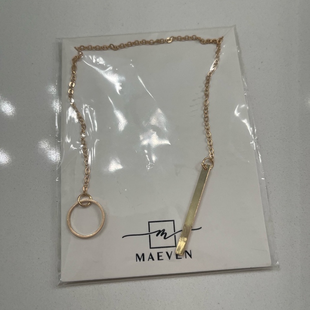 Maeven Necklace - Picture 2 of 3